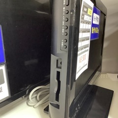 【6ヶ月間の動作保証付き】SHARP 16型テレビのご紹介です！の画像