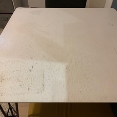 ダイニングテーブル　2つイスセットの画像