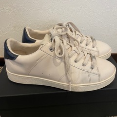 COACH アイボリー スニーカーの画像