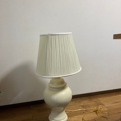 照明 ライトの画像