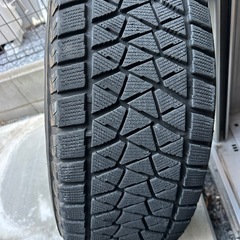 ブリザック スタッドレス 265/65r17の画像