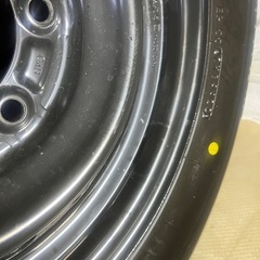 ハイエース純正タイヤ・スチールホイールの画像