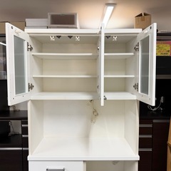 【お買い得‼️】ニトリ 88cm幅キッチンボード 食器棚 収納家具 艶ありホワイト♪の画像