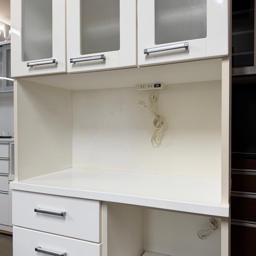 お買い得‼️】ニトリ 88cm幅キッチンボード 食器棚 収納家具 艶あり