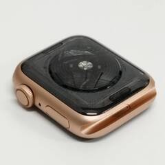 【良品】Apple Watch SE 第1世代/GPS+セルラー/40mm/A2355/ゴールド〈MYEH2J/A〉の画像