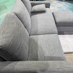 売り切り❗️ソファー3人がけ　オットマン　グレー　幅1850奥850高さ650mm【足が欠品の為格安出品】の画像