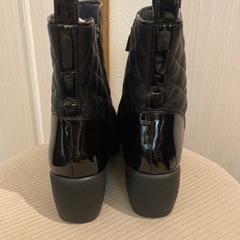 ヒルズアヴェニュー・ショートブーツの画像