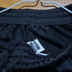 男児　　ジャージパンツ　130の画像