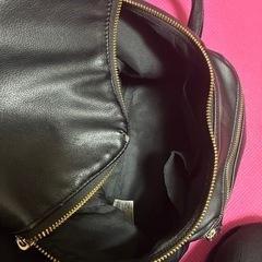 黒　レディース　バッグ　リュックの画像