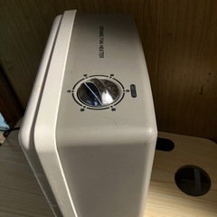 セラミックファンヒーターの画像