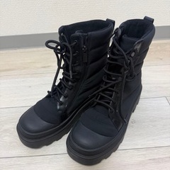 Charles&Keith　ブーツ　の画像