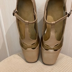 コンフォートクリニック・パンプスの画像