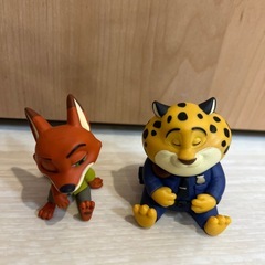 ズートピア カプセルトイ 肩ズンFigの画像