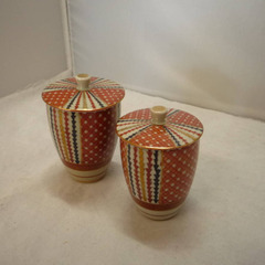 ☆▲九谷焼　湯呑み　蓋付き　陶器　夫婦湯み　2客　伝統工芸　昭和レトロ　fの画像