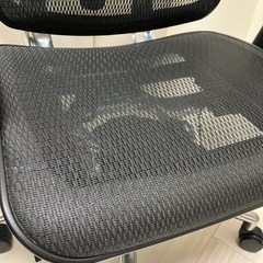 エルゴヒューマン　オフィスチェアの画像