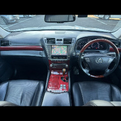 LEXUS LS460!車検長R9年3月付!サンルーフ!絶好調!即日OK!の画像
