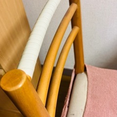 ダイニングテーブルの画像