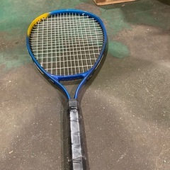 ジュニアテニスラケット ブルーの画像