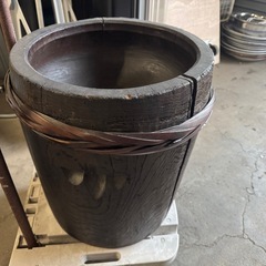 アンティーク　木製　お洒落な臼　うす インテリアの画像