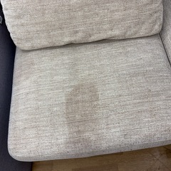 【ドリーム川西店限定】☆ジモティー見たよ割引☆ 2Pソファ ▲シミ、ダメージ有  クリーニング済み 【2125560000040570 】の画像