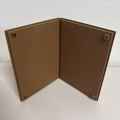 シリコン鍋しき　本の形　茶色の画像