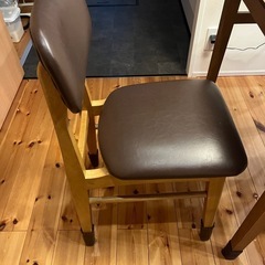 テーブル、チェアセットの画像