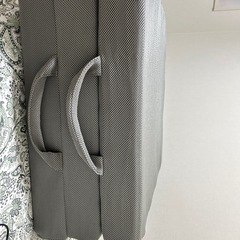 「美品」マットレス 三つ折り グレー 幅70cm 厚み10cmの画像
