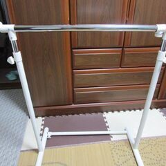 パイプハンガーの画像