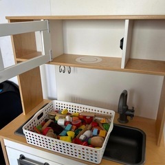 IKEAおままごとセット　木のおもちゃつき
の画像