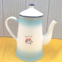 コーヒーポット 加藤工芸 陶器製 蓋付き 花柄 ホワイト 珈琲ポット 西岡店の画像