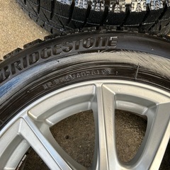 195 65 15 スタッドレス４本　アルミ
付き　バリ山   の画像