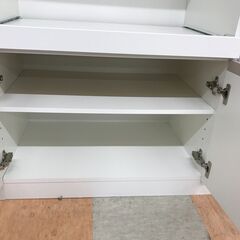 ＼家具＊家電のお店／【ｼﾞｬﾝｸﾞﾙｼﾞｬﾝｸﾞﾙ石川金沢店】食器棚 ホワイト   W(幅)90×D(奥行き)40×H(高さ)90cmの画像