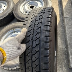 ブリヂストン スタッドレスタイヤ＆ホイールセット 165/R13 LT ♪2023年製と2018年製の画像