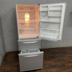 🔷🔶🔷ww5/62 Panasonic パナソニック NR-C32DM-S ノンフロン冷凍冷蔵庫 3ドア 321L シルバー 右開き 冷蔵庫 家電 中古 2015年製★直接引取歓迎◎🔷🔶🔷の画像