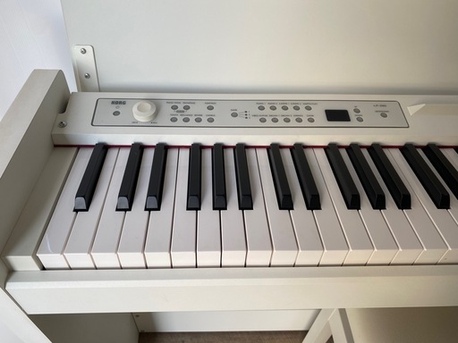 スリムでコンパクト！KORG  LP380 