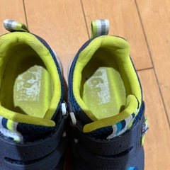 ムーンスター紺16サイズの画像