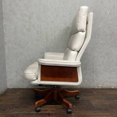 🔷🔶🔷ww5/64 FRATELLI MASCHERONI CONNGRESS 127 アームチェア レザー ウッド ホワイト 特注 希少 ヴィンテージ 家具 イタリア★直接引取歓迎◎🔷🔶🔷の画像