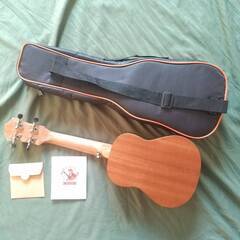 Mokaini　モカイニ　Ukulele　ウクレレ　マホガニー材　ケース付の画像