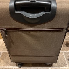 キャリーケースの画像