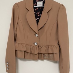 女児スーツの画像