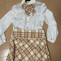 女児スーツの画像