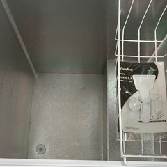 【愛品館江戸川店】保証充実　コンフィ　2025年製　142L　1ドア上開き冷凍庫RCC143WH(E)の画像