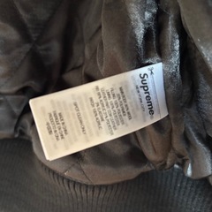 シュプリーム
の画像