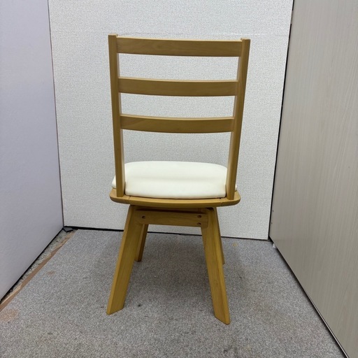 【引き取り限定】⭐️NITORI⭐️ 回転式ダイニングチェア 食卓椅子 天然木