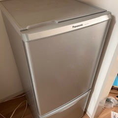 冷蔵庫　パナソニック　NR-B146W-S 形の画像