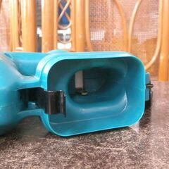 makita 9.6V 電池タッカー T422D コードレス 充電器 バッテリ1個付き 肩幅4mm 充電式タッカ 電動工具 DIY マキタ 札幌市 屯田店の画像