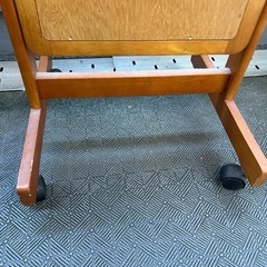 姿鏡（キャスター付）の画像