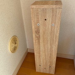 木目調コンパクト収納棚の画像