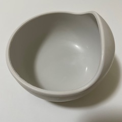 ★美品！定価1780円★赤ちゃん　離乳食　食器　BabyGoo ボウル　吸盤付き　シリコン　食洗機対応の画像