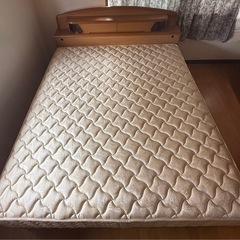 セミダブルベッド　の画像